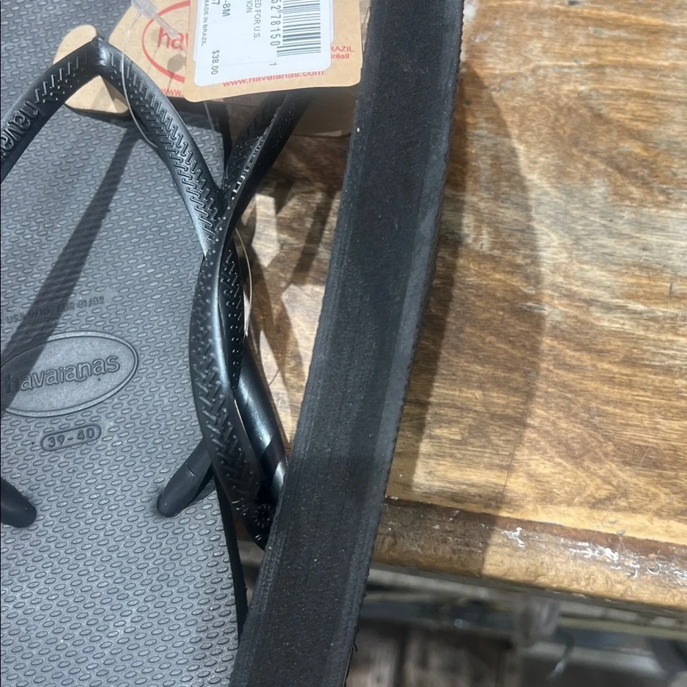 Havaianas Classic Flip Flops - Picture 4 of 4